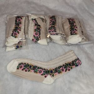 NEW IN PACKING * 10 Pair Socks * Floral * Women's * One Size * Fits 5 To 8 *